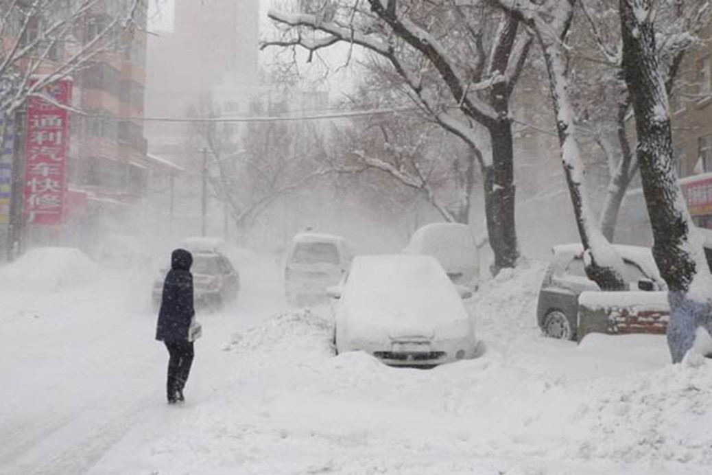 暴風(fēng)雪及凍雨預(yù)報(bào)和預(yù)警Snowstorm and freezing rain forecast and warning.jpg